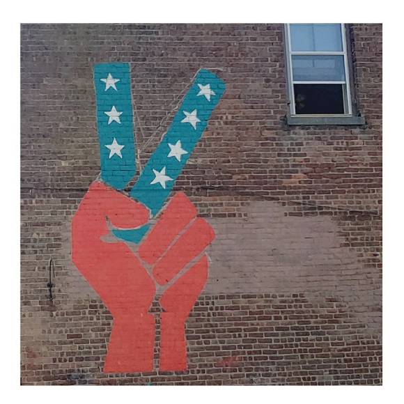 Meet your Posher, Rhonda. - Picture 5 of 5